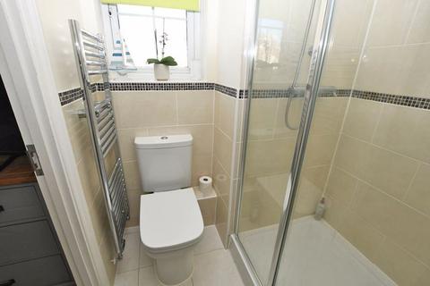 6 Cobnut Close, Weavering, Maidstone, ME14 5FS