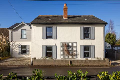 4 bedroom detached house for sale, Stourmouth