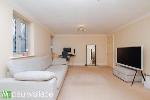 1 bedroom ground floor flat for sale, River Meads, Stanstead Abbotts, Ware