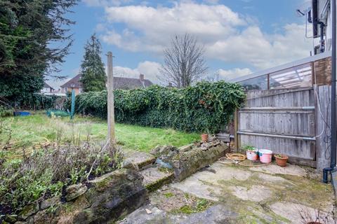 3 bedroom terraced house to rent, Langham Road, Edgware