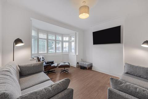 88 Bladindon Drive, Bexley, DA5 3BN