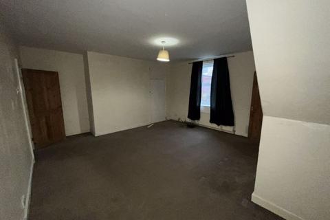 2 bedroom terraced house to rent, Maple Street, Ashington