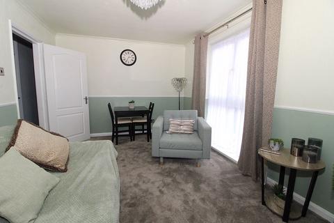 1 bedroom flat for sale, Elizabeth House, Treyamon Road, Walsall, WS5 3EA