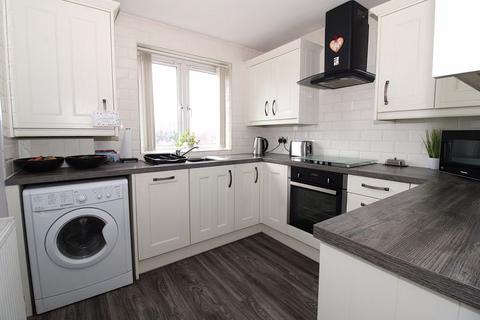 1 bedroom flat for sale, Elizabeth House, Treyamon Road, Walsall, WS5 3EA