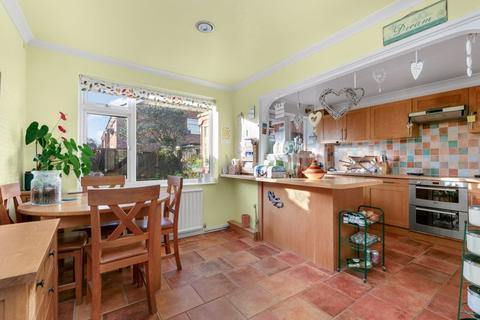 3 bedroom semi-detached house for sale, Orchard Way, Addlestone.