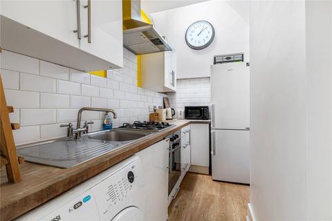 3 bedroom apartment for sale, Kings Avenue, London, SW4