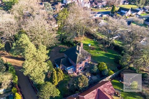 4 bedroom detached house for sale, Happisburgh Road, North Walsham NR28