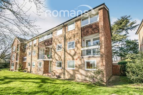 2 bedroom apartment to rent, Morton Court, Reading