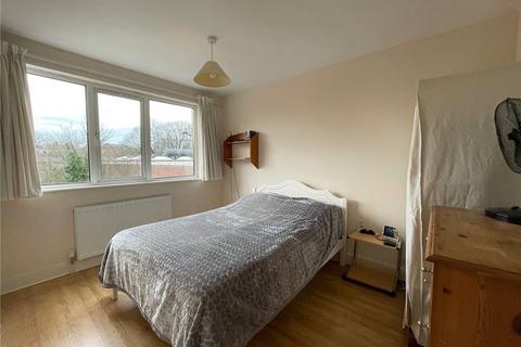 1 bedroom apartment for sale, High Street North, Bedfordshire LU6