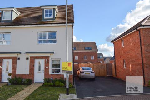 4 bedroom semi-detached house for sale, Buckle Way, Norwich NR13