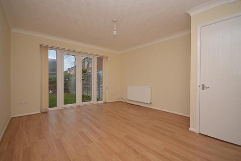 2 bedroom terraced house to rent, Aylesbury HP19