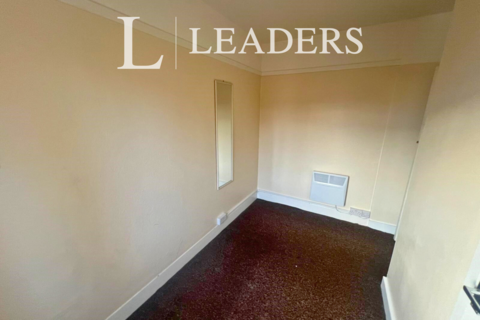 1 bedroom flat to rent, South Parade, Skegness