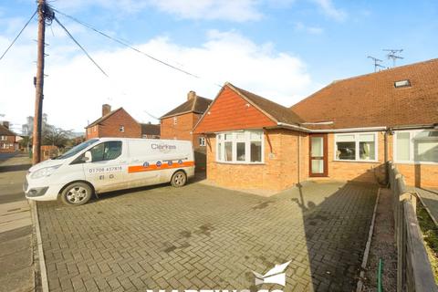 3 bedroom semi-detached bungalow to rent, Elms Drive, Chelmsford