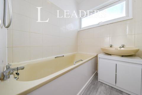 1 bedroom in a house share to rent, Lamb Close