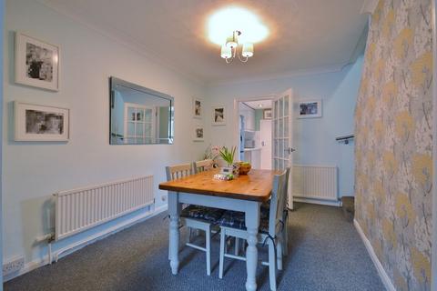 2 bedroom terraced house for sale, East Street, Thame