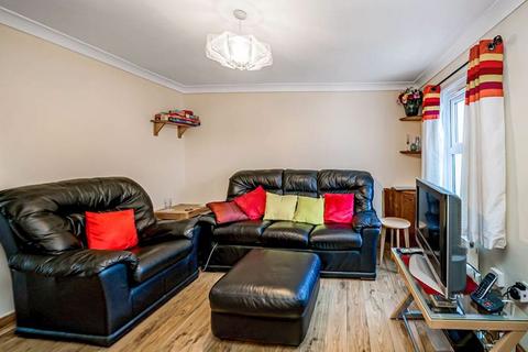 3 bedroom end of terrace house for sale, Upton Road, Slough, SL1