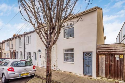 2 bedroom end of terrace house for sale, Napier Road, Southsea