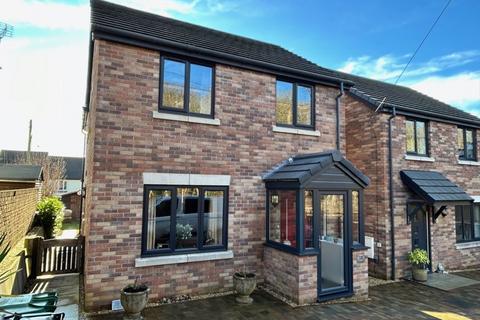 4 bedroom detached house for sale, Causeway Road, Cinderford GL14