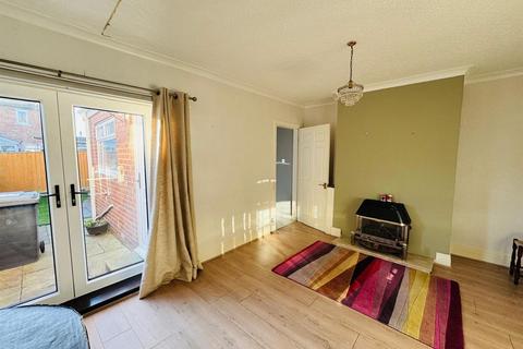 2 bedroom house for sale, George Street, Chester Le Street DH3