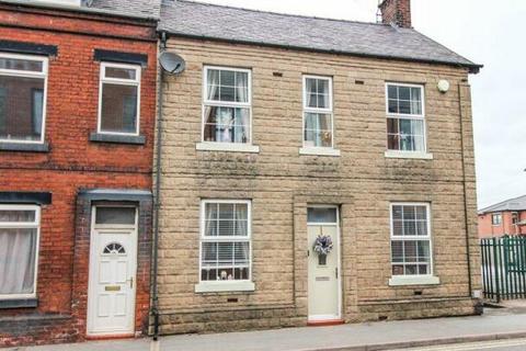 3 bedroom end of terrace house for sale, Buxton Road, Leek, Staffordshire