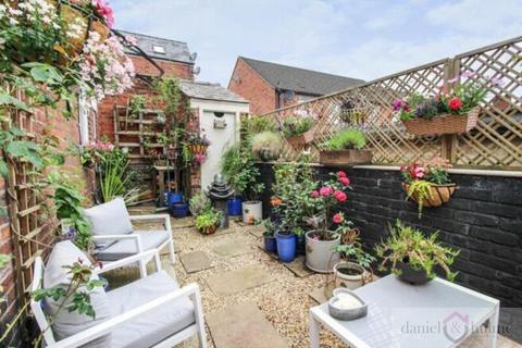 67 Buxton Road, Leek, ST13 6EG