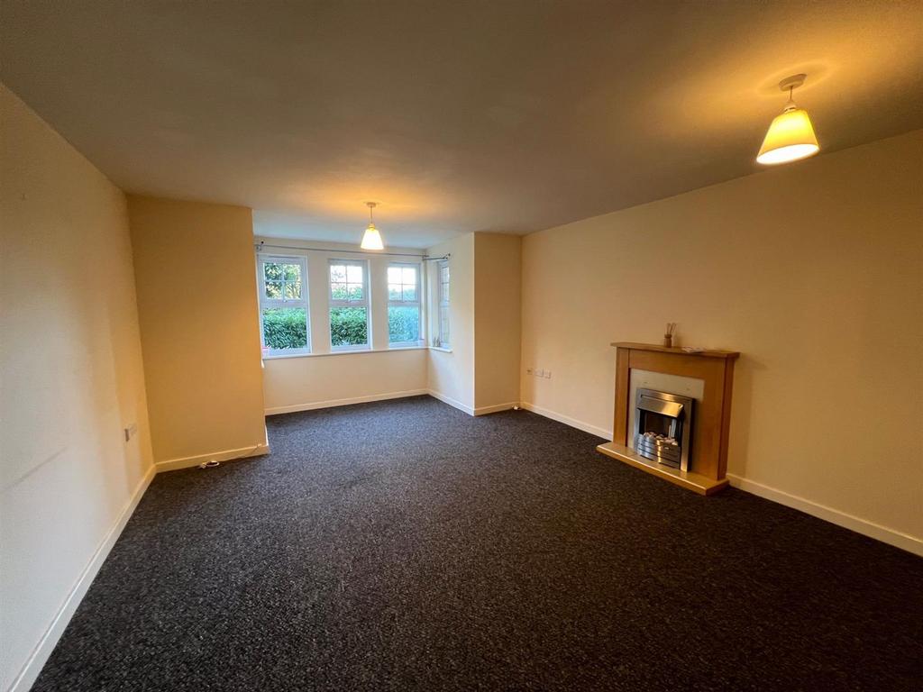 20-Clough-Close-Lounge.jpg