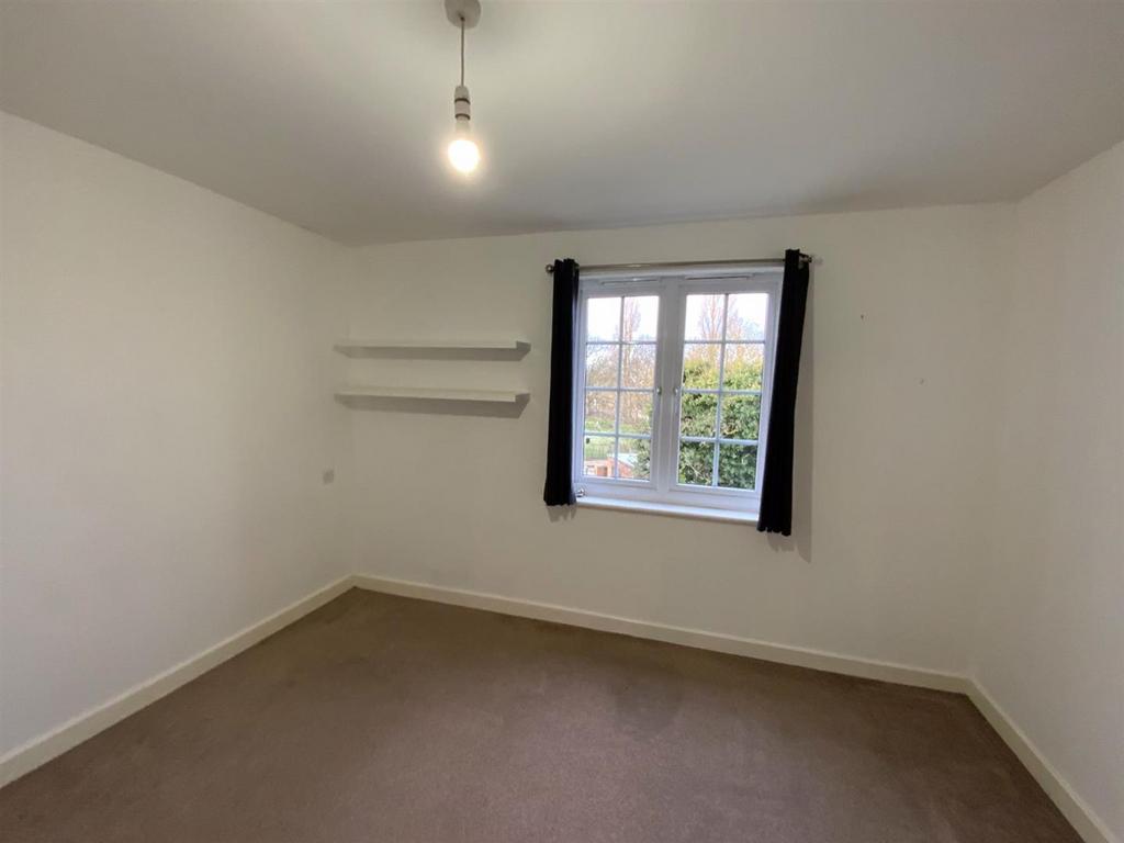 24-Clough-Close-Bed-2.jpg