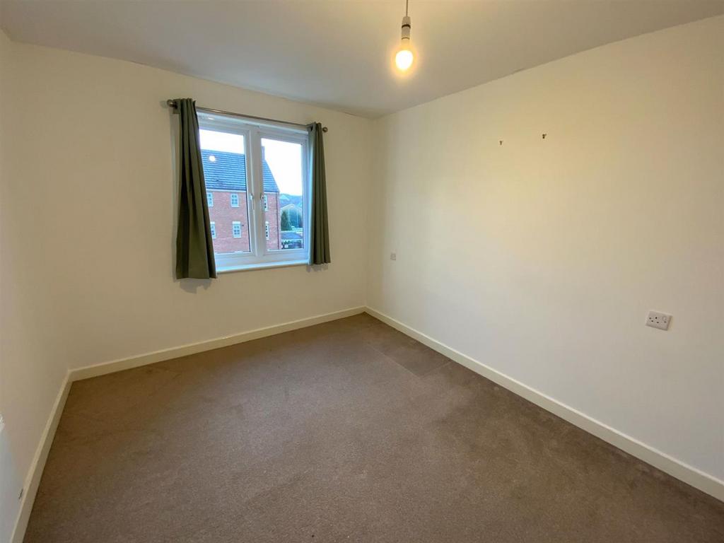 24-Clough-Close-Bedroom.jpg