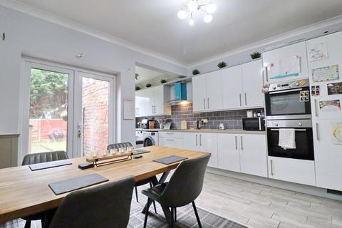 28 Algernon Road, Worsley, Manchester, M28 3RE