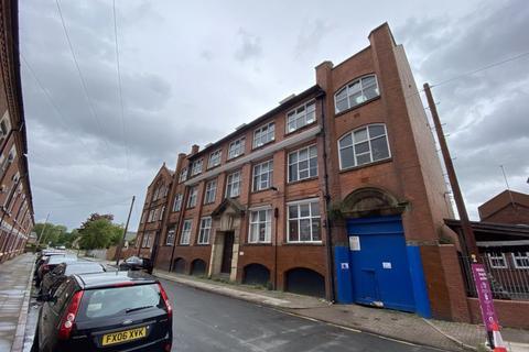 Bruin Street, Leicester LE4