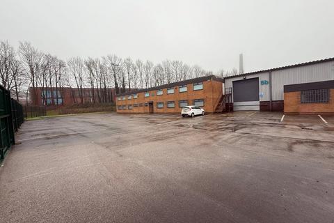 Industrial unit to rent, 5B Trans Pennine Trading Estate, Rochdale OL11