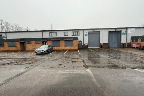 Industrial unit to rent, Trans Pennine Trading Estate, Rochdale OL11