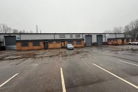 Industrial unit to rent, Trans Pennine Trading Estate, Rochdale OL11