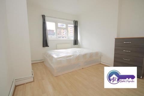 3 bedroom flat to rent, London N1