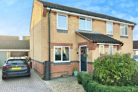 3 bedroom semi-detached house for sale, Cowslip drive, Deeping St James, PE6 8TE