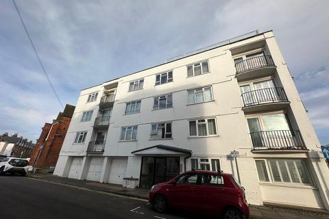 2 bedroom flat to rent, Hyde Road, Eastbourne, East Sussex, BN21 4SP