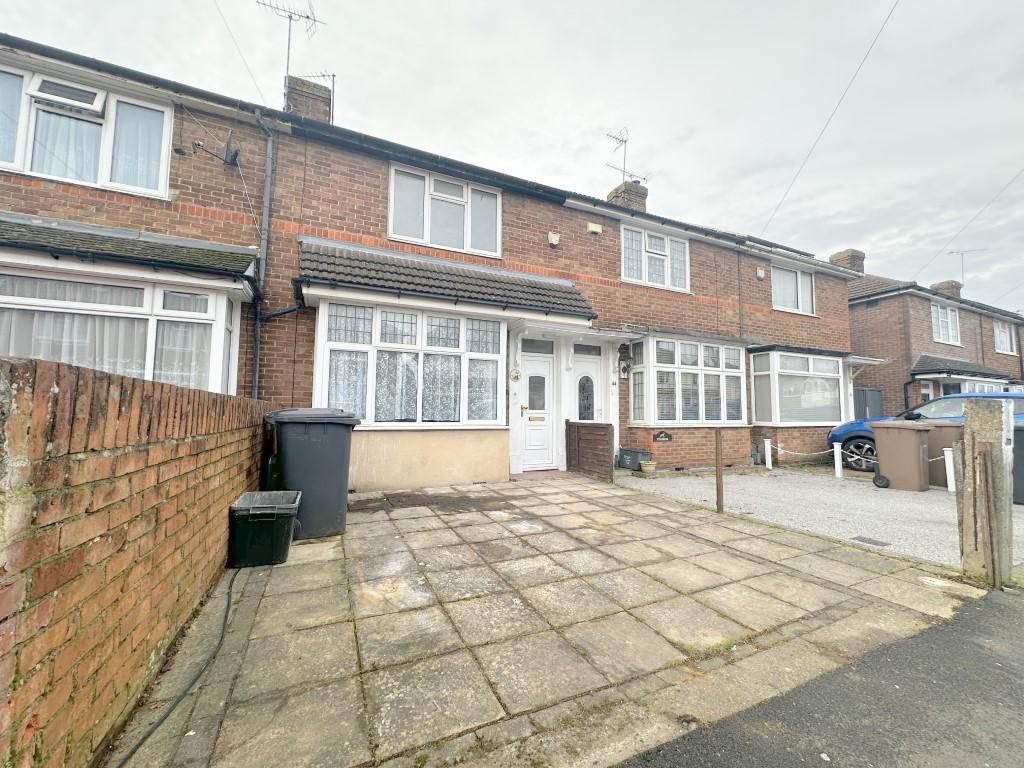 Stapleford Road, Luton, LU2 8AX 2 bed terraced house - £1,400 pcm (£323 pw)