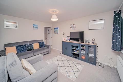 21 Beverley Close, Bowerhill, Melksham, SN12 6UA