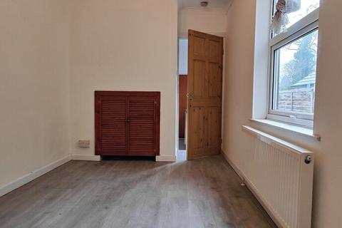 1 bedroom ground floor flat to rent, St. Peters Avenue KETTERING