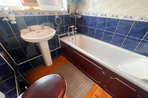 2 bedroom terraced house for sale, Northcote Road, Gravesend, Kent, DA11