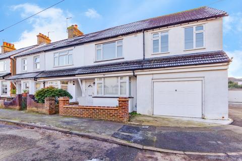 4 bedroom end of terrace house for sale, Palmerston Road, Orpington