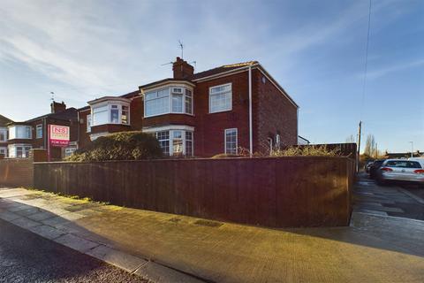 3 bedroom semi-detached house for sale, Farnborough Avenue, Acklam, Middlesbrough, TS5