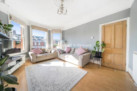 3 bedroom flat to rent, Albert Road Alexandra Park N22