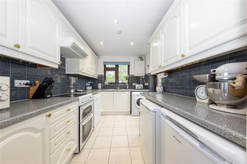 22 Ennismore Green, Luton, LU2 8UP