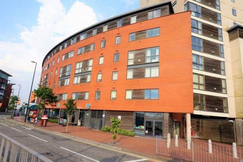 2 bedroom apartment for sale, Falcon Drive, Cardiff