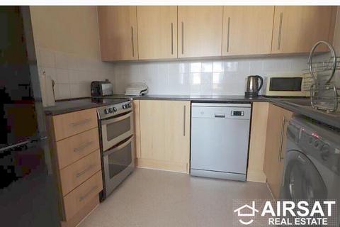 2 bedroom apartment for sale, Falcon Drive, Cardiff