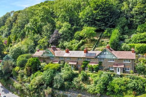 3, Eastwood Cottages Lynbridge, Lynton, EX35 6NR