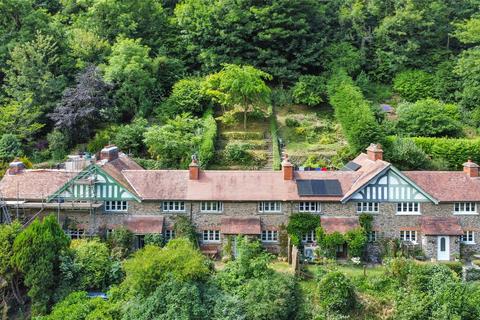 3, Eastwood Cottages Lynbridge, Lynton, EX35 6NR