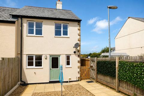 3 bedroom end of terrace house to rent, Bass Terrace, Treverbyn Road, St. Austell, Cornwall, PL25