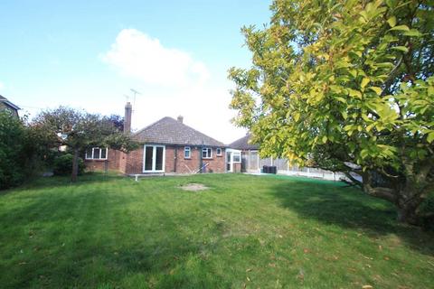 3 bedroom bungalow to rent, Ernest Road, Wivenhoe, Essex, CO7